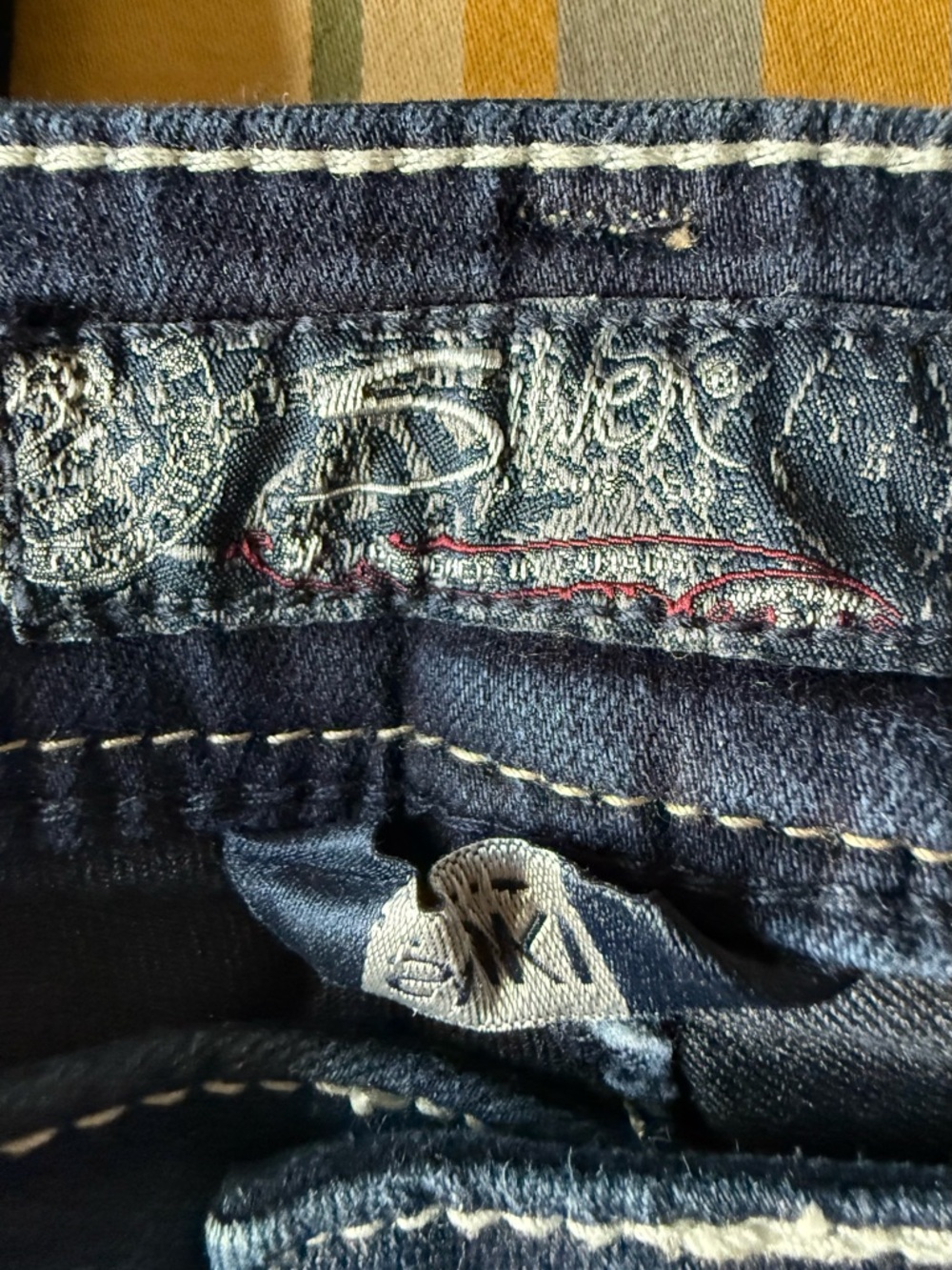 Silver Jeans Dark Blue Boot Cut Denim with Contrast Stitching - Picture 4 of 5